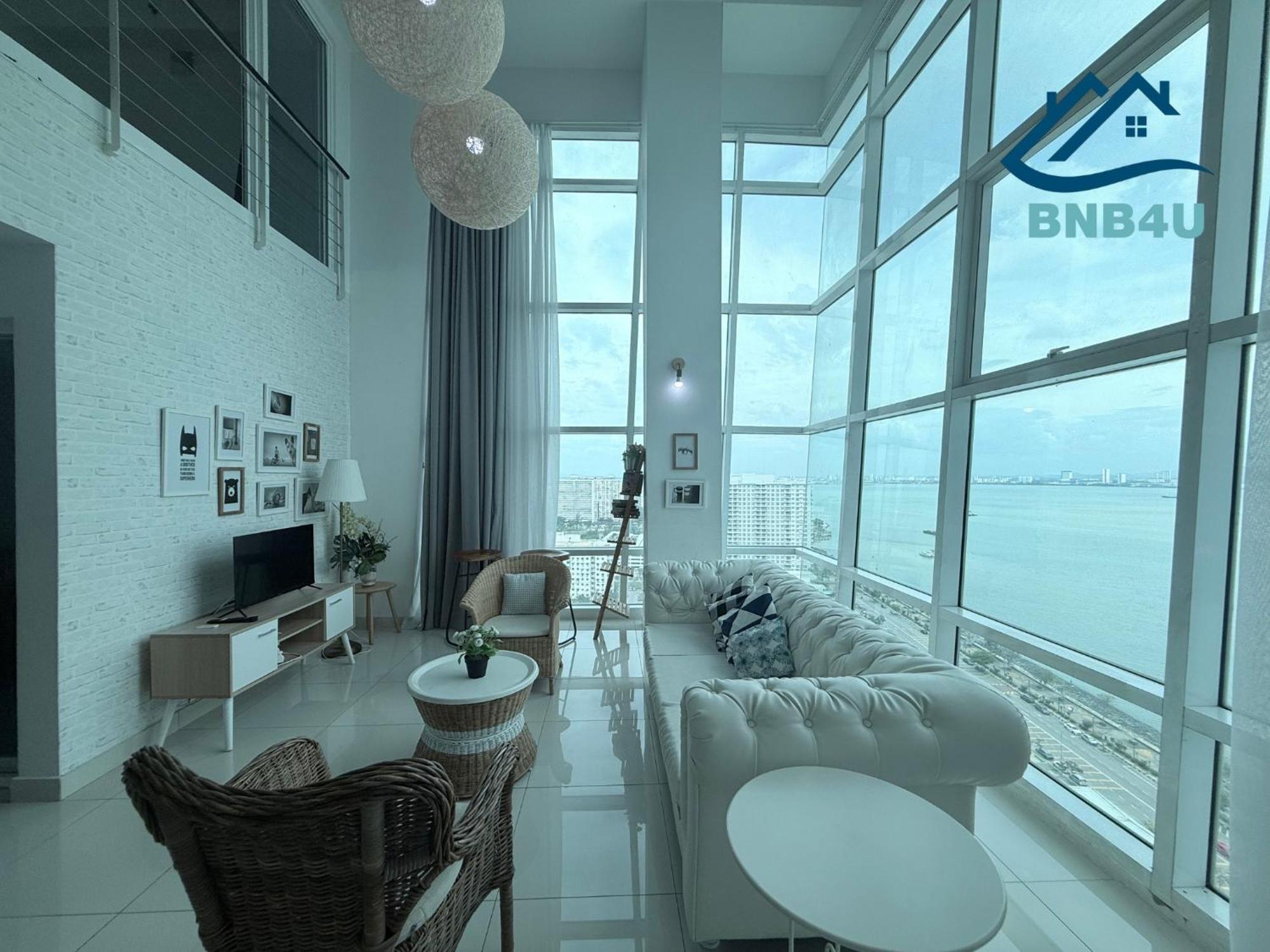 Duplex Seaview Comfort Stay In City By Iz George Town Buitenkant foto