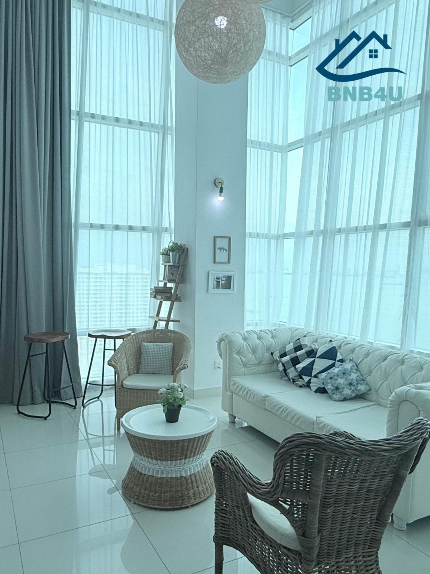 Duplex Seaview Comfort Stay In City By Iz George Town Buitenkant foto