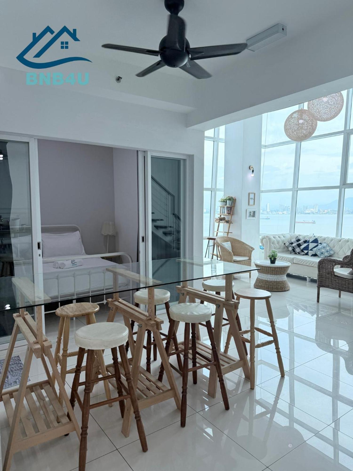 Duplex Seaview Comfort Stay In City By Iz George Town Buitenkant foto